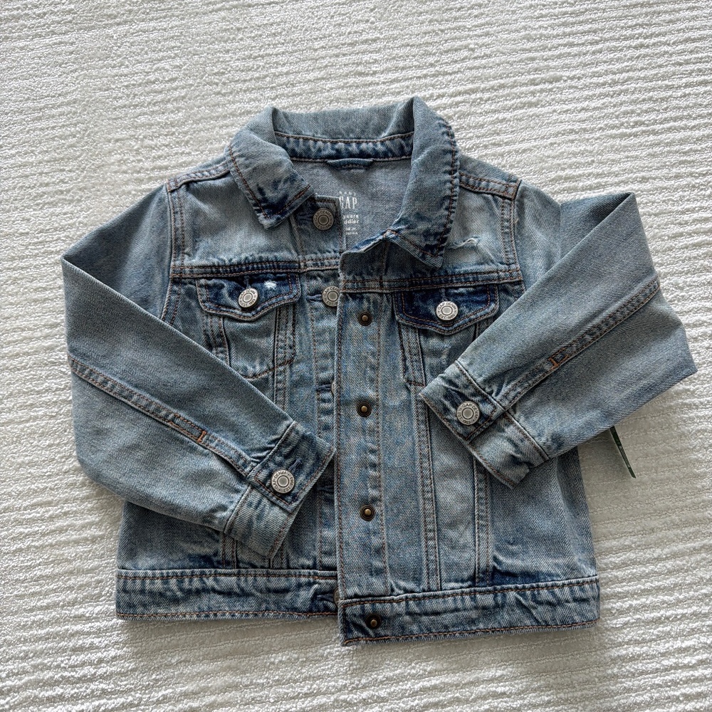 NWT Gap Denim Jacket size 3